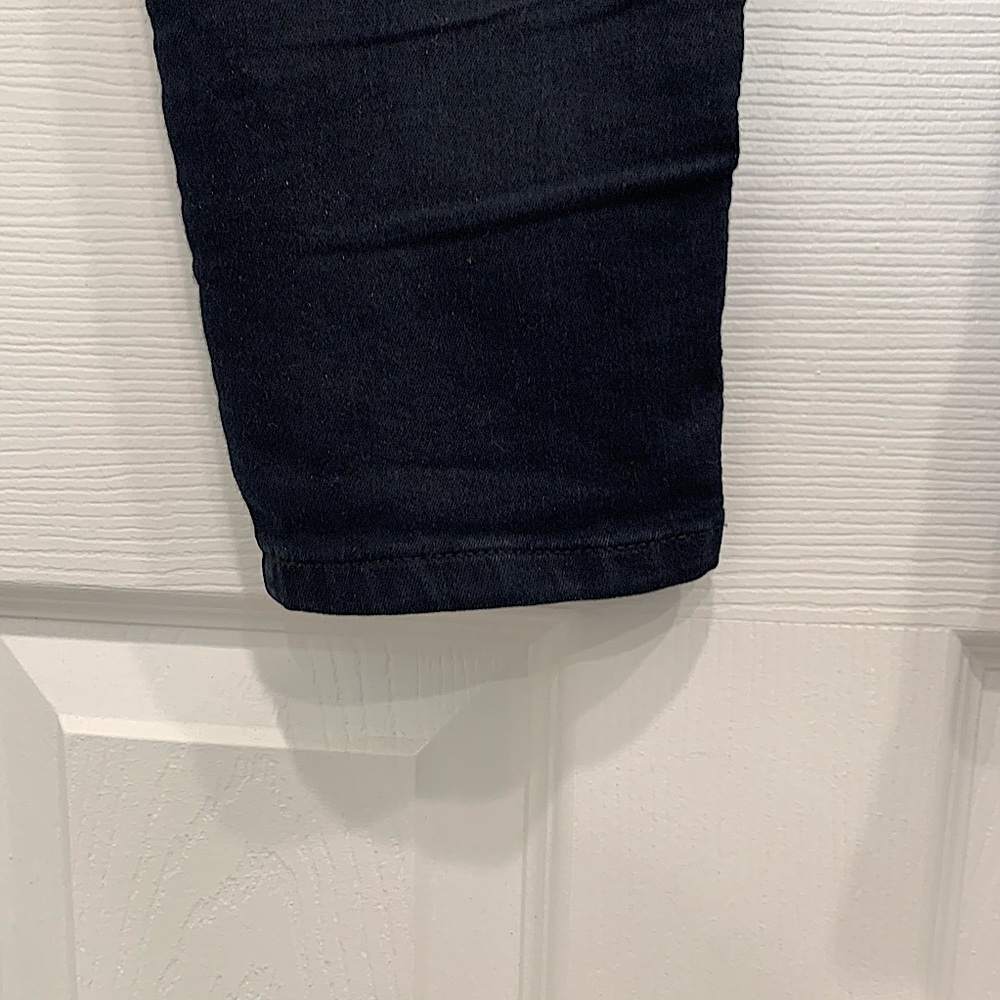UO BDG Womens Black Cigarette Denim! - Picture 6 of 9